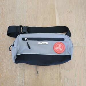Po Campo Kent Sling Handlebar Bag Gray 3.6L Fanny Pack Vegan Fabric Adjustable